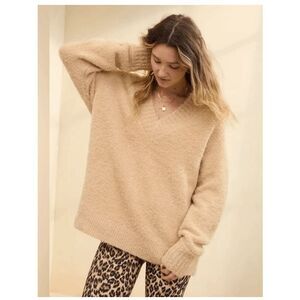 Aerie Tan Teddy Boucle Knit V-Neck Pullover Plush Sweater Women's Size XL
